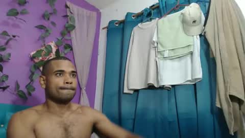 Snapshot of adonis_kodjoe chatting on 05.18.26 adonis_kodjoe online show from 05.18.26