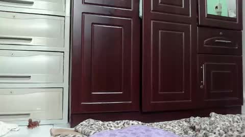 annelovesu online show from 11.04.25