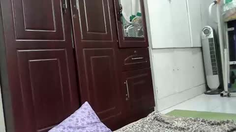 annelovesu online show from 11.26.25