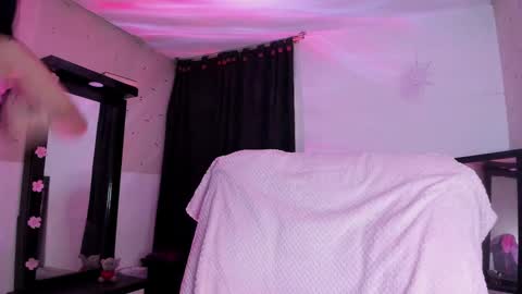 Stormi online show from 01.18.25