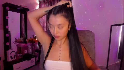 Stormi online show from 02.27.25