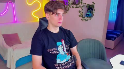 Snapshot of adrean_sofi chatting on 01.19.25 adrean_sofi online show from 01.19.25