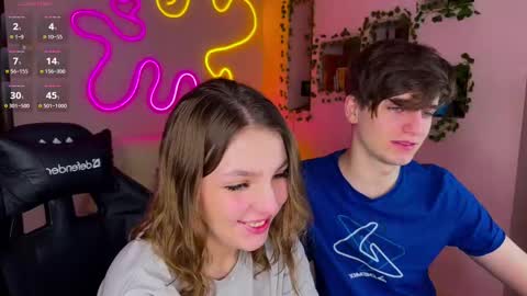 Snapshot of adrean_sofi chatting on 02.21.25 adrean_sofi online show from 02.21.25