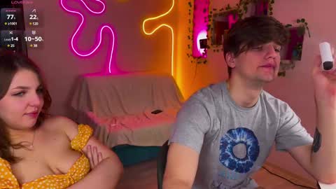 Snapshot of adrean_sofi chatting on 03.11.25 adrean_sofi online show from 03.11.25