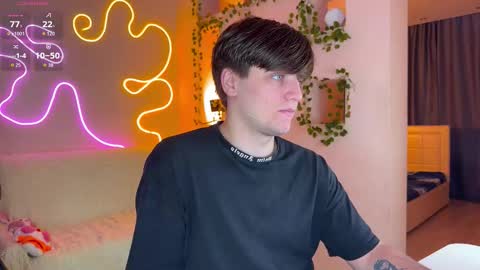 Snapshot of adrean_sofi chatting on 09.28.25 adrean_sofi online show from 09.28.25