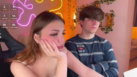 Snapshot of adrean_sofi chatting on 10.28.25 adrean_sofi online show from 10.28.25