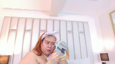 ANDREA PEREZ online show from 01.10.26