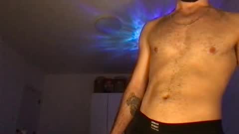 Snapshot of adrenalinlover chatting on 11.11.25 adrenalinlover online show from 11.11.25