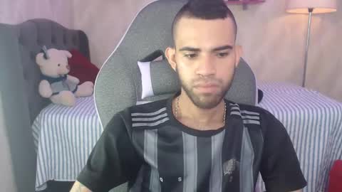 adri_sexboy online show from 12.02.24