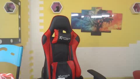 adri_sexboy online show from 12.10.24