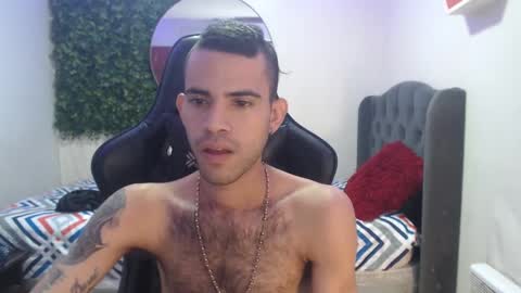 adri_sexboy online show from 01.04.25