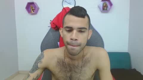 adri_sexboy online show from 01.06.25