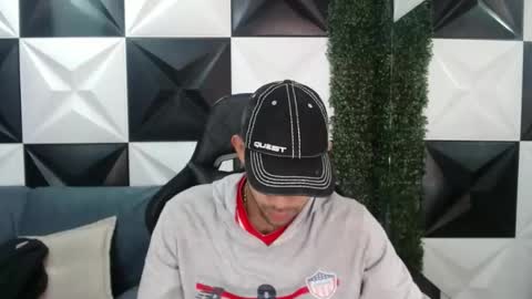 adri_sexboy online show from 01.07.25