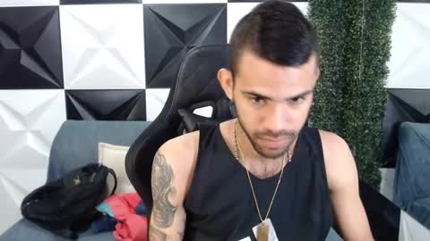 adri_sexboy online show from 01.14.25