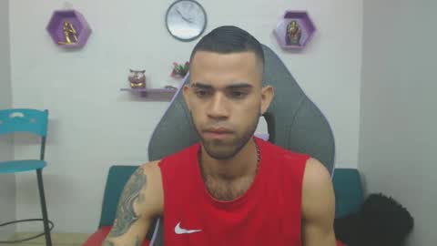 adri_sexboy online show from 01.22.25