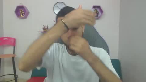 adri_sexboy online show from 02.04.25