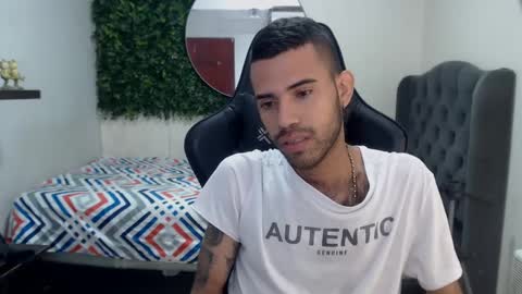 adri_sexboy online show from 02.18.25