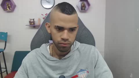 adri_sexboy online show from 03.01.25