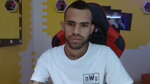 adri_sexboy online show from 03.06.25