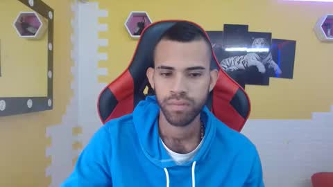 adri_sexboy online show from 03.08.25