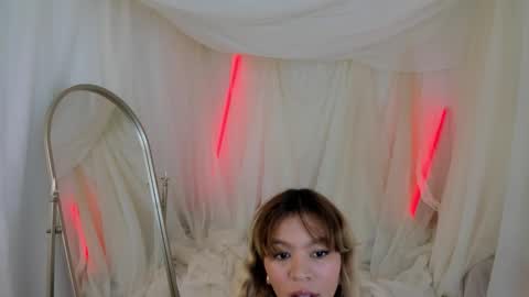 Snapshot of adria_ross chatting on 09.27.25 Adriana online show from 09.27.25