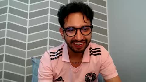 Snapshot of adrian_falcon chatting on 05.22.26 Adrian Falcon online show from 05.22.26