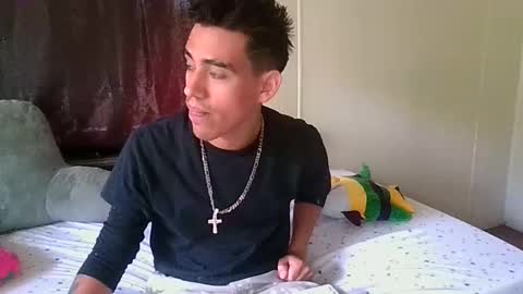 Snapshot of adrian_peter22cm chatting on 05.12.26 adrian_peter22cm online show from 05.12.26