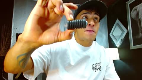 Snapshot of adrian_rae chatting on 12.19.24   online show from 12.19.24