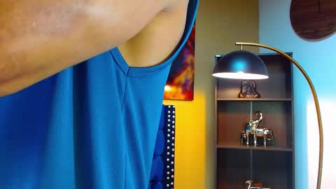 Snapshot of adrian_rae chatting on 02.25.25   online show from 02.25.25