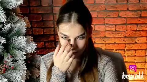 Snapshot of adriana_allen chatting on 12.27.24 Adri online show from 12.27.24