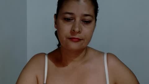 Adriana milf online show from 09.20.25