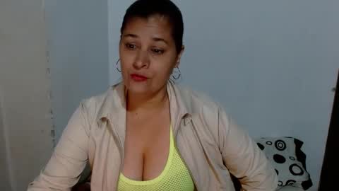 Adriana milf online show from 10.11.25