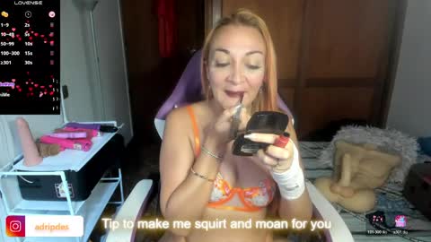 Snapshot of adrianapdes chatting on 05.29.26 Adriana Paredes online show from 05.29.26