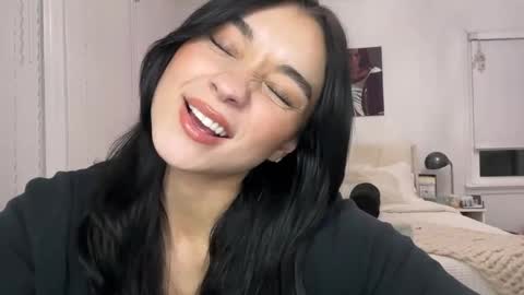 Snapshot of adriannarodriguez chatting on 02.11.25 Adrianna  online show from 02.11.25