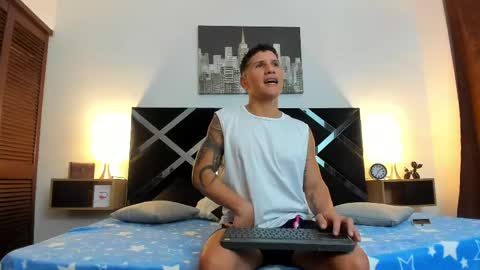 Snapshot of adriano_bigcock chatting on 04.14.26 Adrian online show from 04.14.26