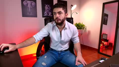 Snapshot of adrianwilliams_ chatting on 02.27.25 Adrian Williams online show from 02.27.25