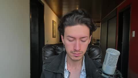 Snapshot of adrianwilliams_ chatting on 11.07.25 Adrian Williams online show from 11.07.25