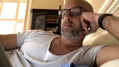 Snapshot of adrienfromparis chatting on 04.23.26 adrienfromparis online show from 04.23.26