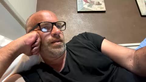 Snapshot of adrienfromparis chatting on 04.30.26 adrienfromparis online show from 04.30.26