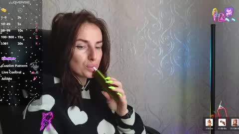 Snapshot of adrihanna chatting on 05.18.26 Adriana online show from 05.18.26