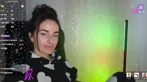 Snapshot of adrihanna chatting on 05.19.26 Adriana online show from 05.19.26