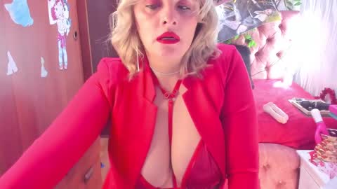 Snapshot of adriiana_fox_ chatting on 01.31.25 adriiana_fox_ online show from 01.31.25