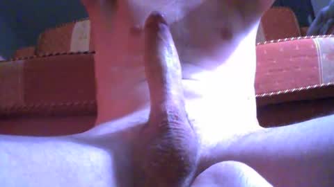 Snapshot of adryan_gym chatting on 12.19.25 ADRY SKY online show from 12.19.25