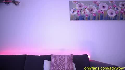 Snapshot of ady_w_o_w chatting on 01.10.25 Ada online show from 01.10.25