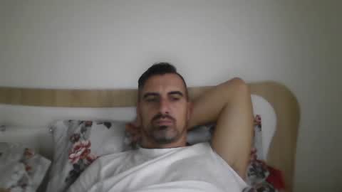 Adrian online show from 11.11.25