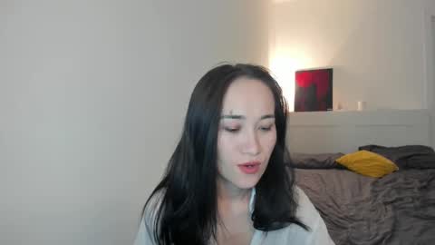 Aenie online show from 10.25.25