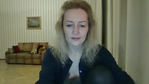 Snapshot of aeroliss chatting on 04.24.26 aeroliss online show from 04.24.26