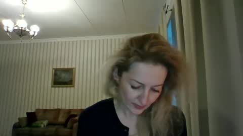 Snapshot of aeroliss chatting on 04.29.26 aeroliss online show from 04.29.26