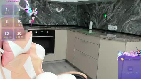 Snapshot of aevryn chatting on 04.23.26 Eva online show from 04.23.26