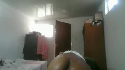 Snapshot of africadeluxe chatting on 05.05.26 Africa online show from 05.05.26